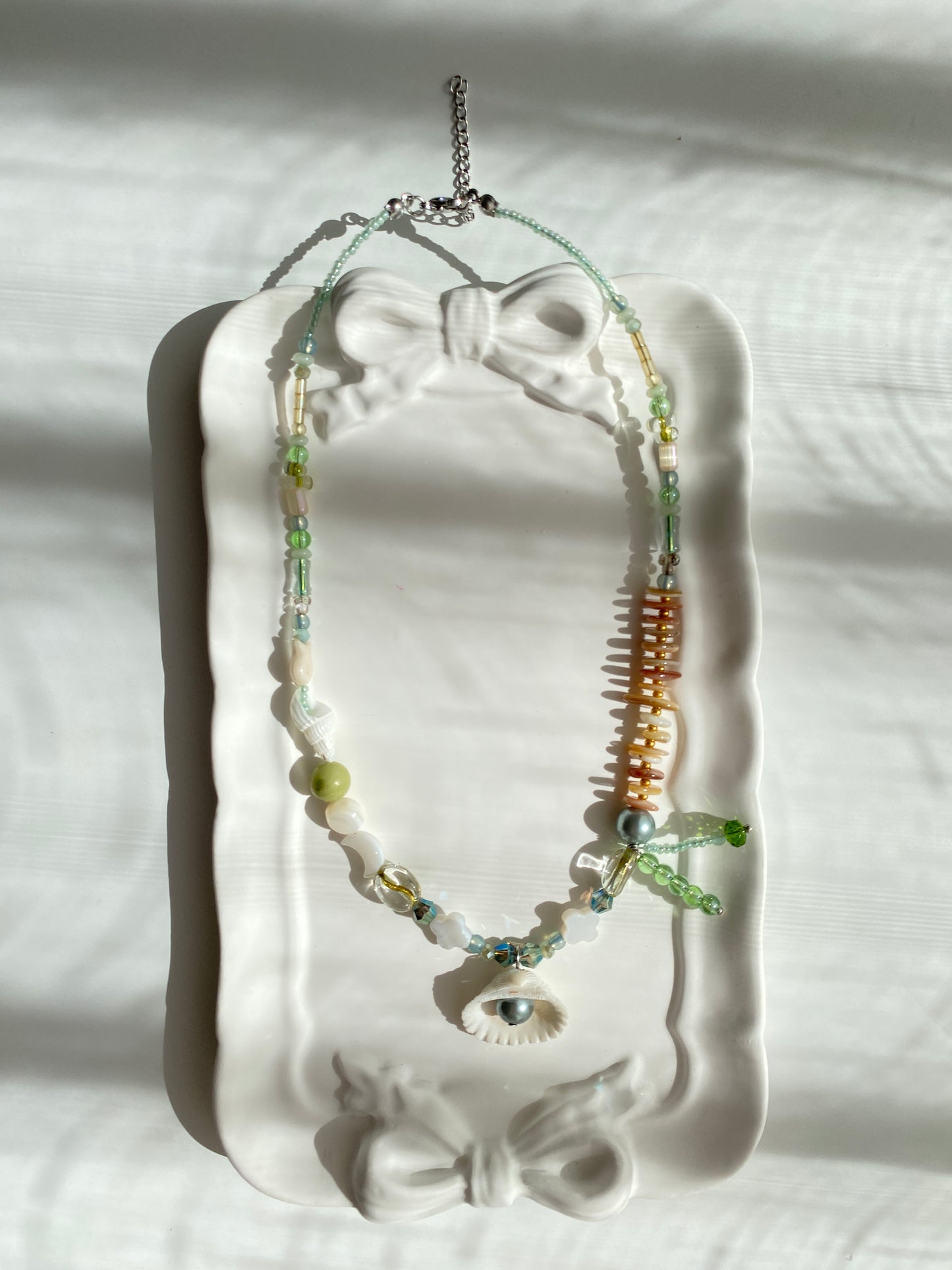 Light Green Seashell Element Vacation-style Necklace