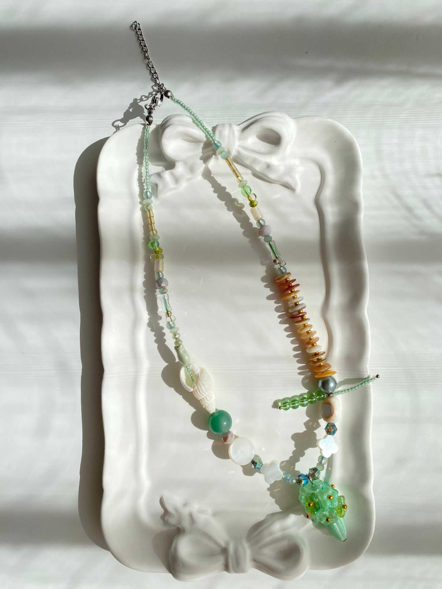 Vacation-style Necklace with Natural Seashell, Conch Elements & a Plump Bouquet Pendant