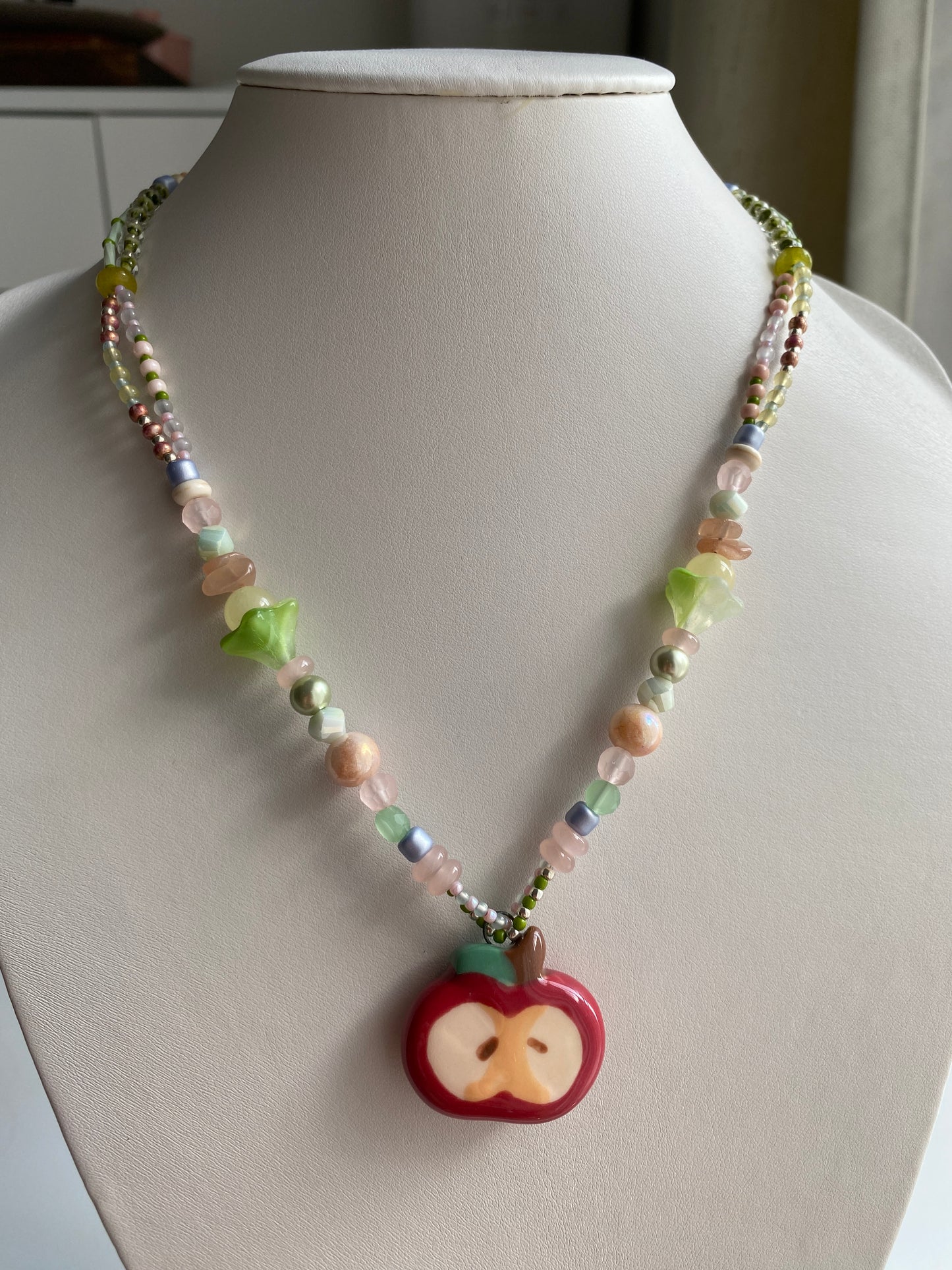 Adorable Apple-shaped Ceramic Pendant Necklace