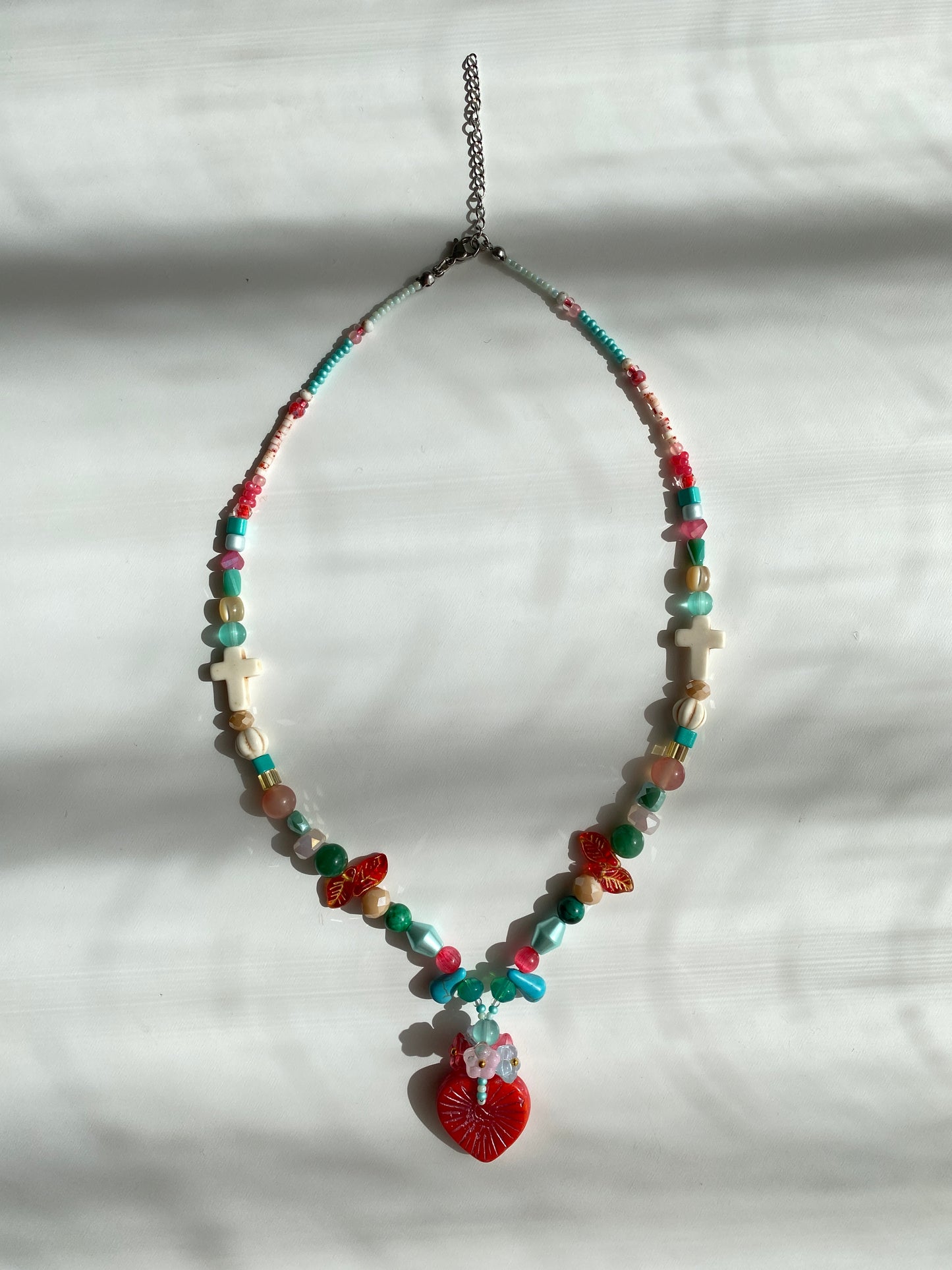 Flower-cluster Red Heart Charm Lucky Necklace