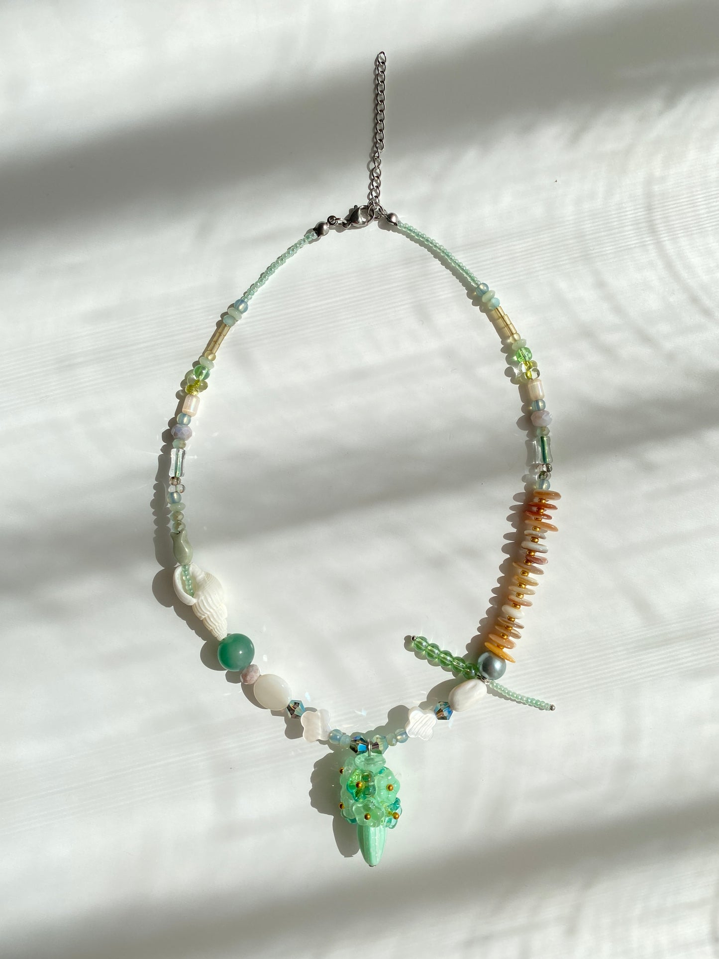 Vacation-style Necklace with Natural Seashell, Conch Elements & a Plump Bouquet Pendant