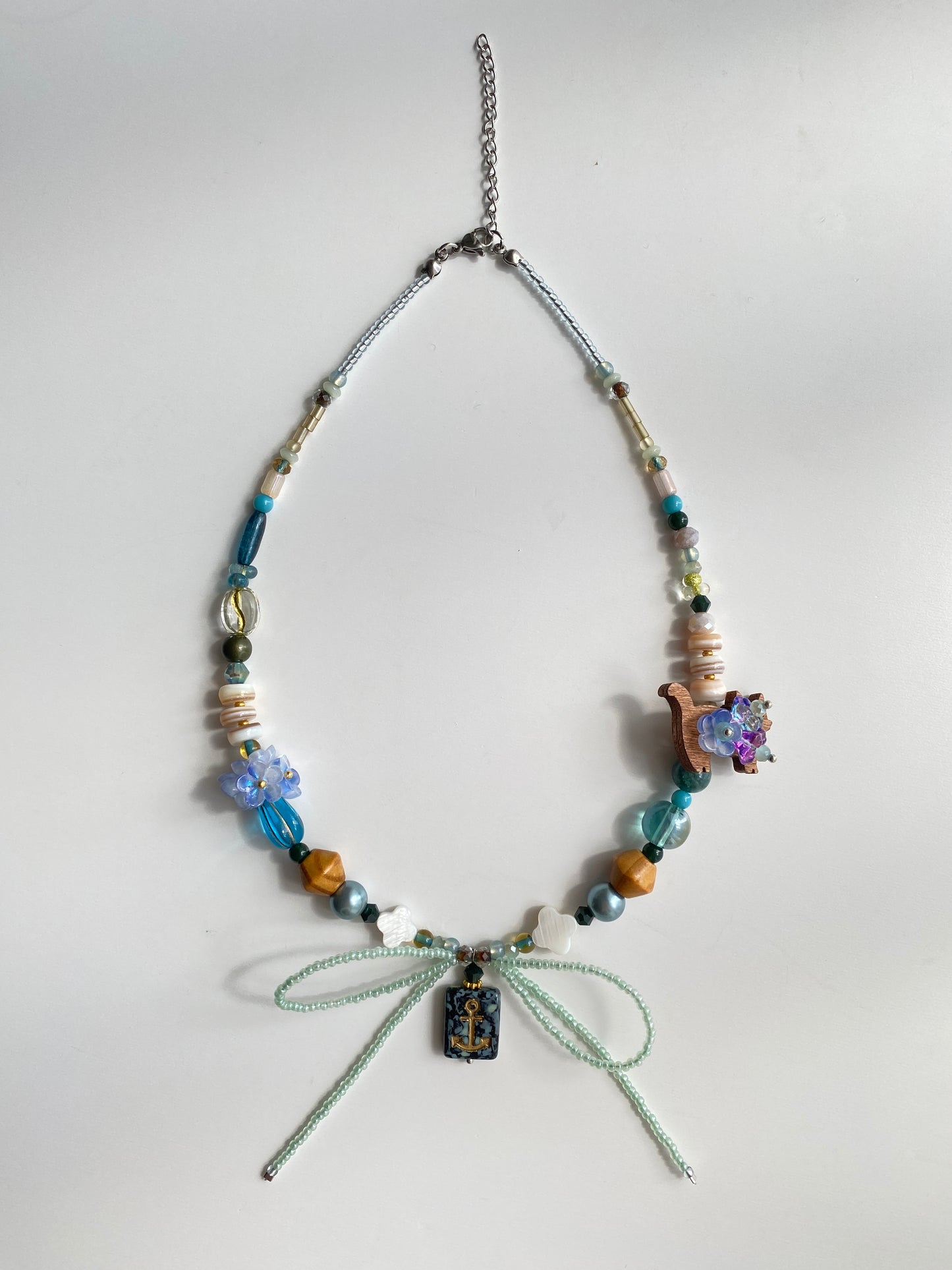 A Necklace with Both Sweet and Edgy Styles