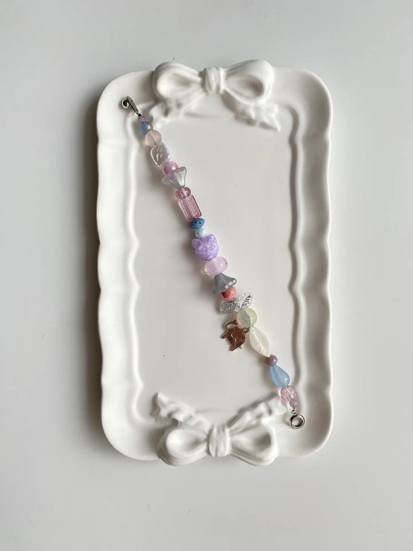 Vintage-style purple cat-head Czech glass bracelet with irregular beads.