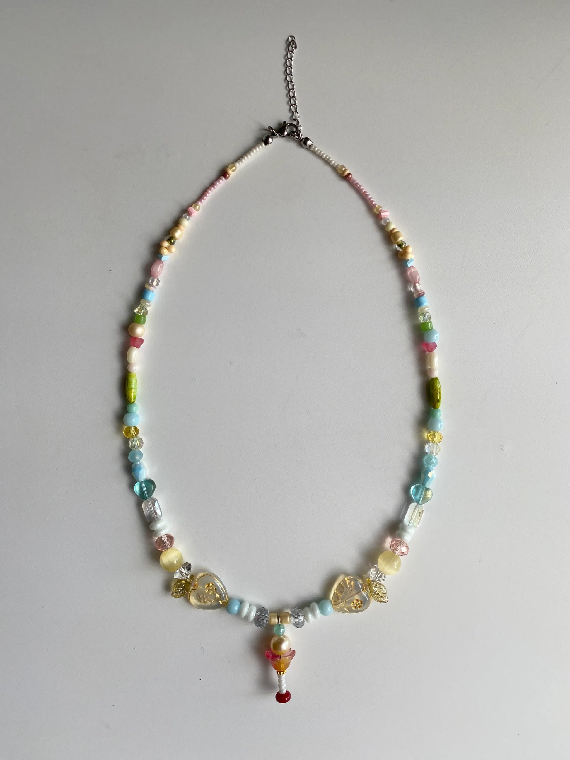 huibencraft-summer-gelato-glass-beaded-necklace-flatlay